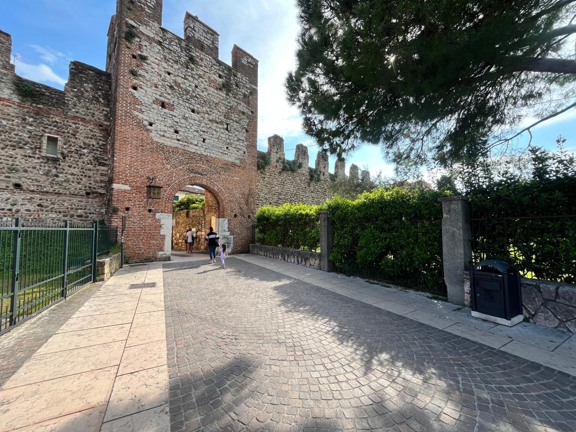 Casa Melania Lazise Apartment Exterior photo